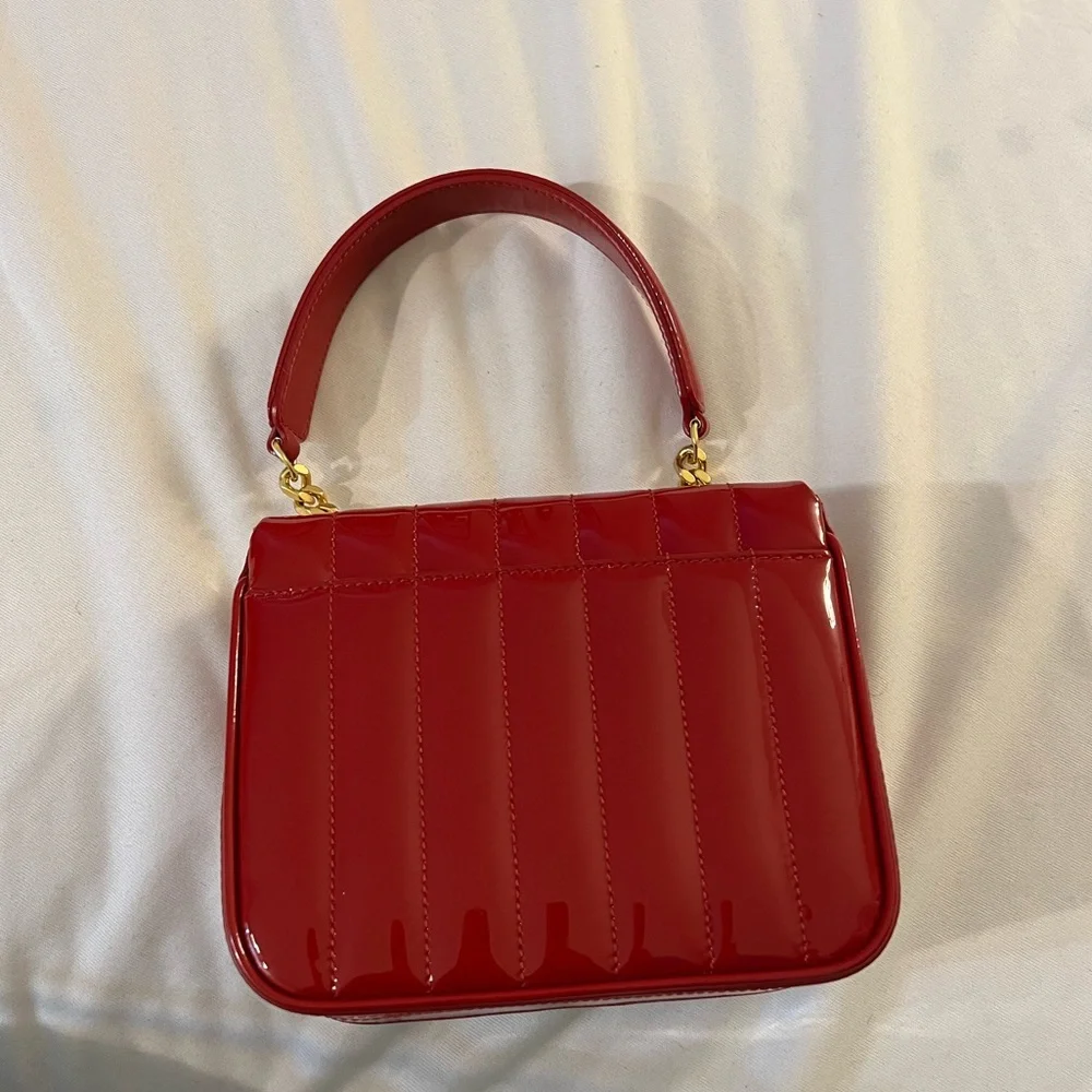 YSL Patent Leather Vicky Crossbody Bag in Red and Gold - Picture 2 of 9